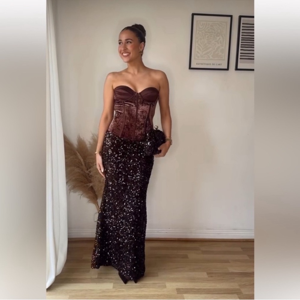 Long sequin skirt